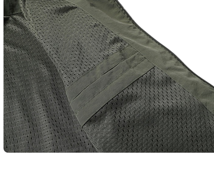 Leichte Herrenjacke mit Stehkragen